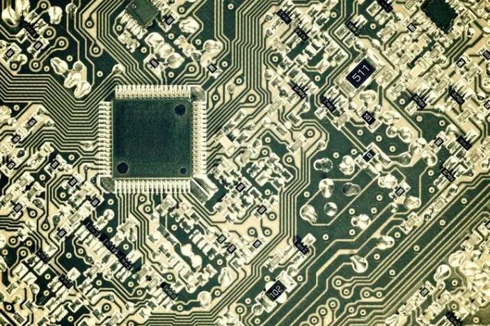 收购5G IC，物联网IC，汽车IC，存储IC，以太网IC
