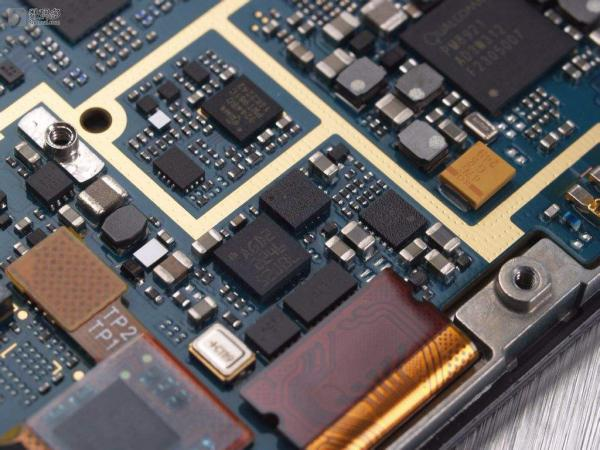 诚信收购Micron存储器、NAND 闪存、非易失性、串行EEPROM