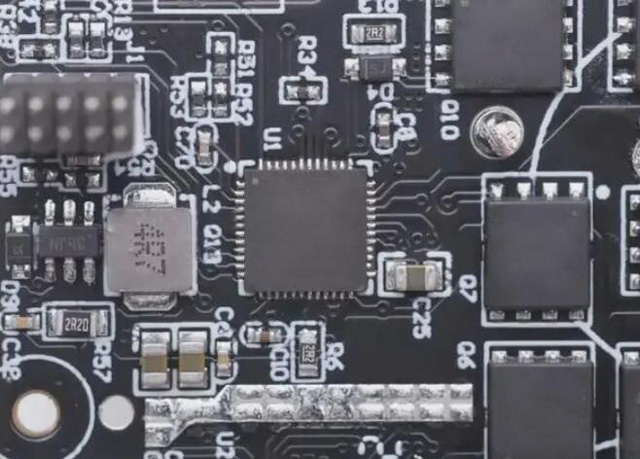 回收 [Micron] 存储器芯片：回收 NOR 闪存存储器 IC、Xccela™ 闪存存储器 IC、NAND 闪存存储器 IC
