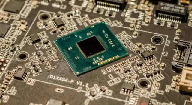 供应【Infineon】MOSFET 晶体管、D 类音频放大器 IC、CoolSiC 肖特基二极管、无线充电 IC