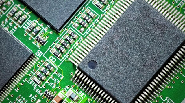 回收【Microchip】微波 MMIC 放大器、功率 MOSFET 晶体管、砷化镓二极管、分立滤波器