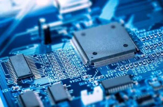 收购 [Broadcom] 以太网交换机，[Qualcomm] 蓝牙音频 SoC，[Realtek] 蓝牙低能耗 SoC