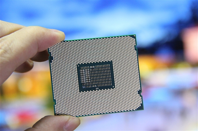 处理库存——博通（‌Broadcom）的Tomahawk系列处理器